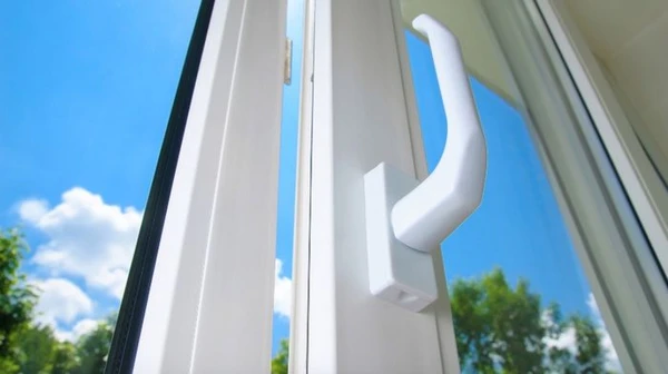 Kur nomainīt yakisni un stilīgus logus Dņepras pilsētā?